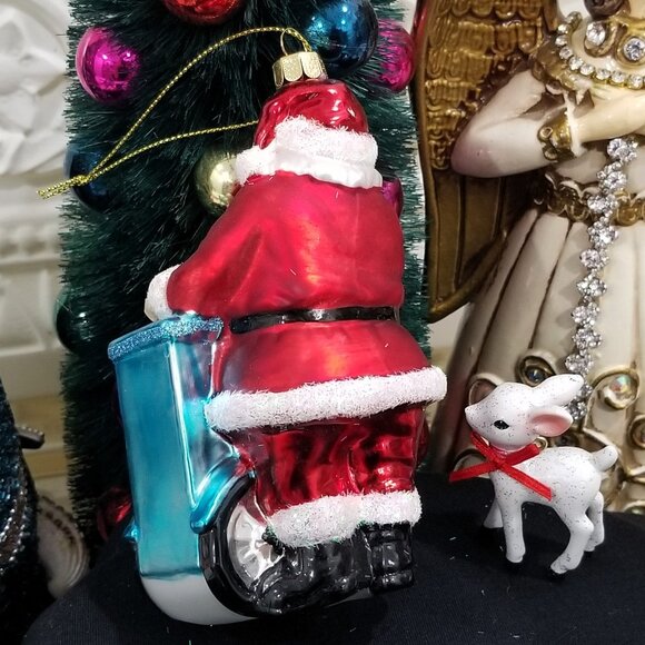 Blown Glass Santa Ice Cream Cart Christmas Ornament Dessert Bakery - Picture 4 of 4